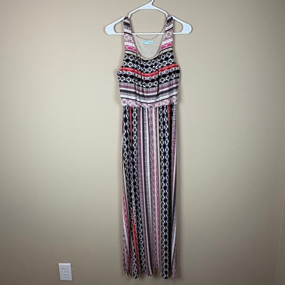 Maurices Sleeveless Stretchy Pink/Black/Tan/Coral Maxi Dress with Elastic Waist - Picture 1 of 11